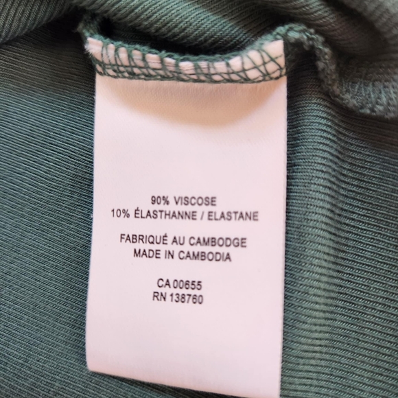 Reitmans Scoop Neck T-Shirt - Pine Green - Size XL - EUC - Picture 4 of 7